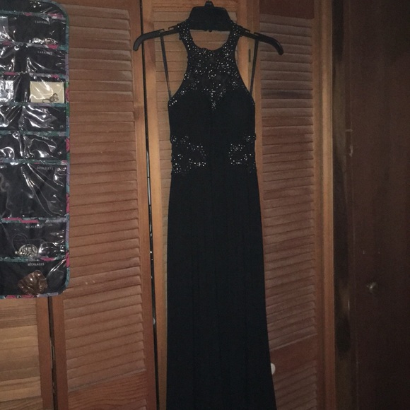 Prom dress - Picture 3 of 3